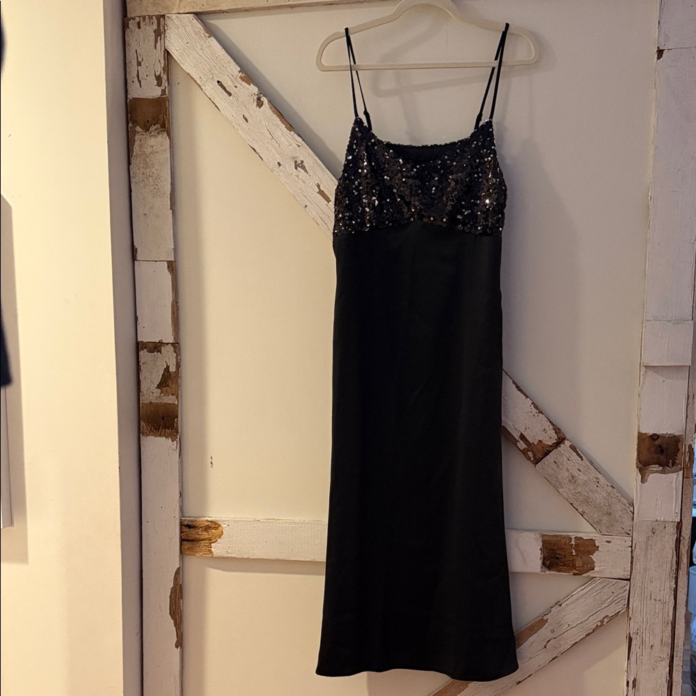House of Harlow 1960 Black Sequin Midi Dress